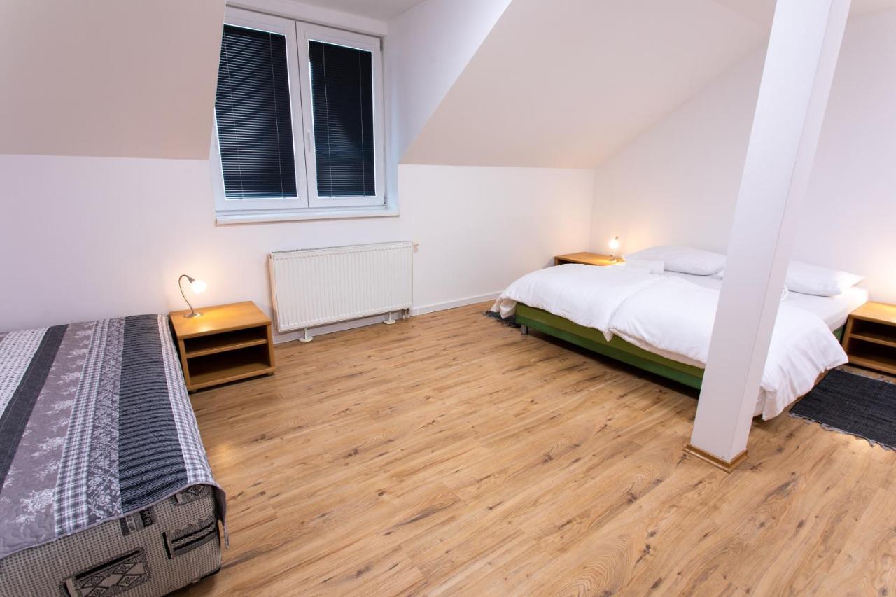 Hotel Novy Kastiel - Self Check-In Topoľčany Eksteriør bilde